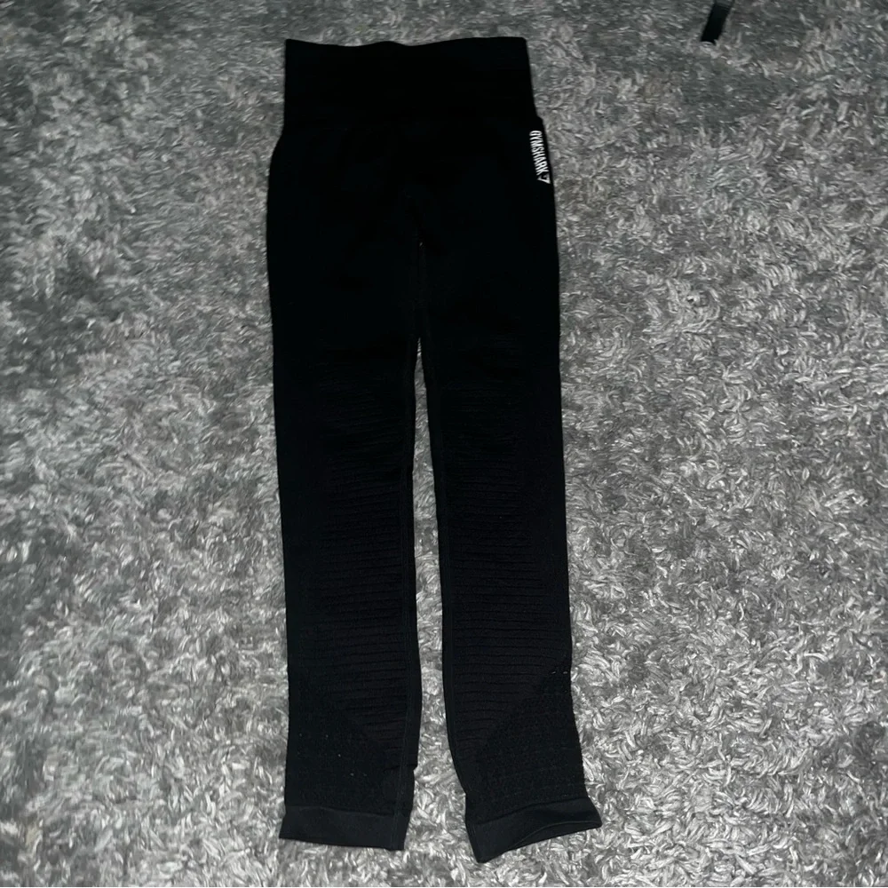 gymshark black full length leggings size small